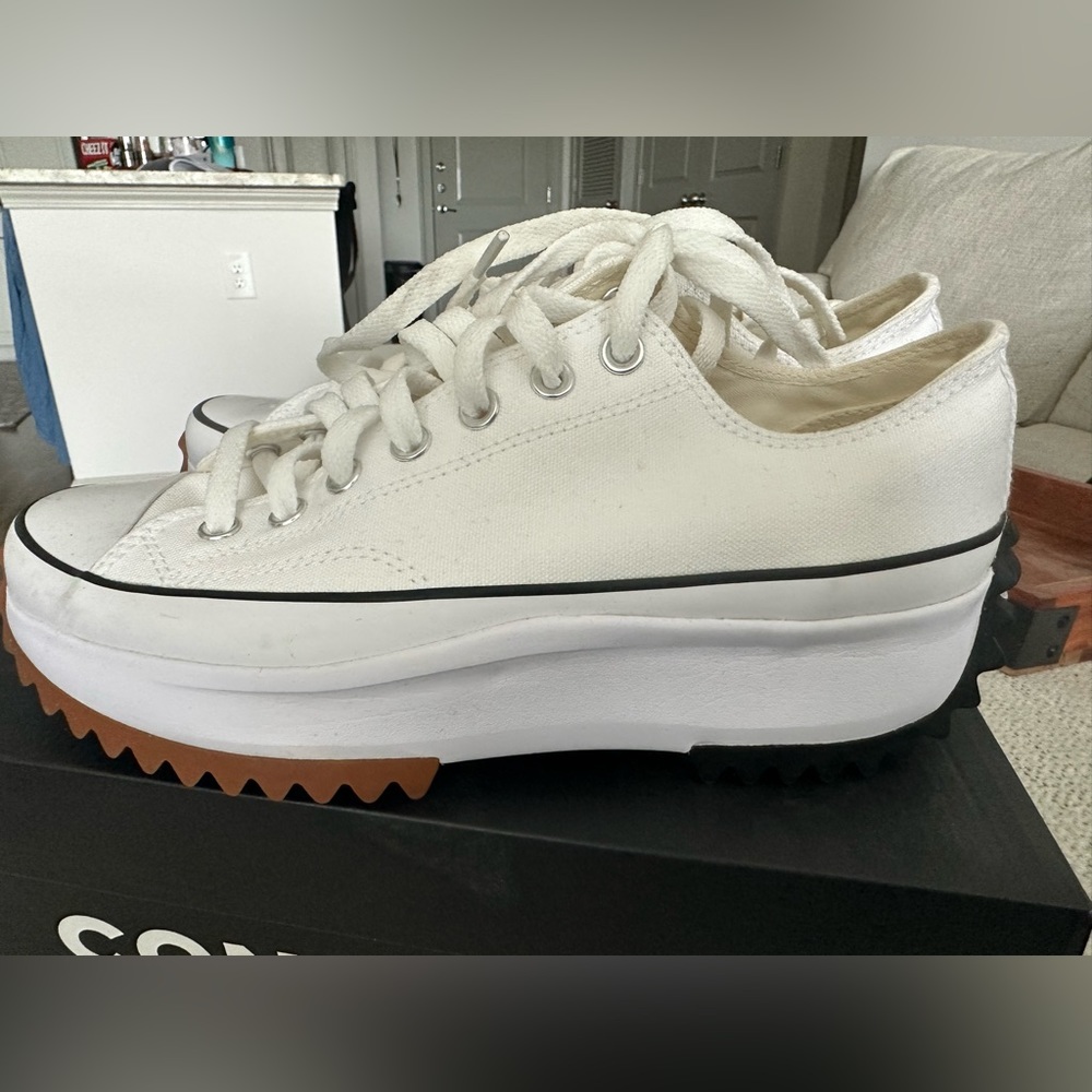 Converse Run Star Hike